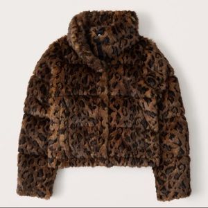 NWT A&F Faux Fur Crop Puffer in Leopard size XS
